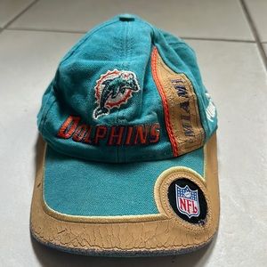 3 vintage Miami dolphins hats